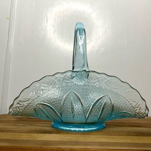 Vintage Fenton Ice Blue Bridal Basket Made For Princess House Capri - Exclusive